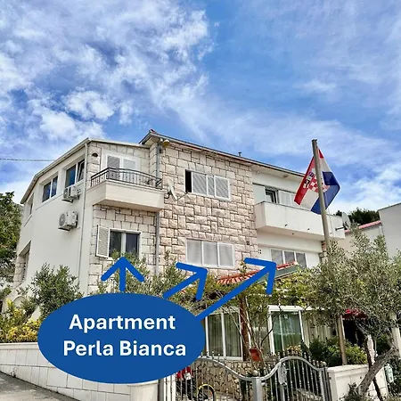 On The Perla Bianca Apartamento Jesenice (Split-Dalmatia)
